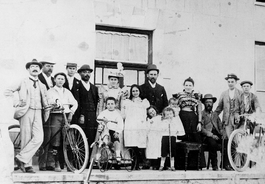 George Wyner Family, Malmesbury, South Africa, 1898 George Wyner Family, Malmesbury, South Africa, 1898